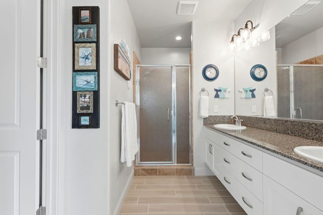 4432 S University Street, Visalia, CA 93277