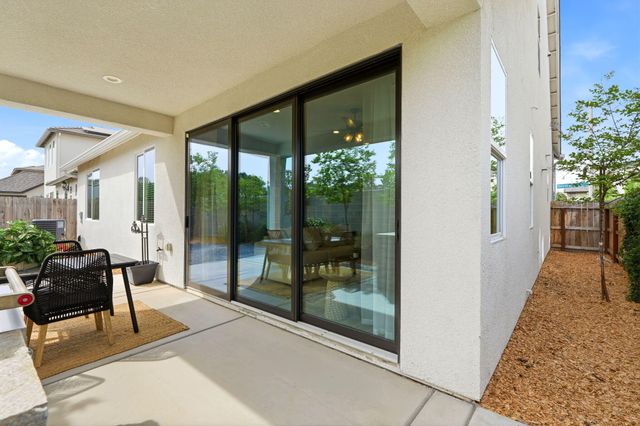 4432 S University Street, Visalia, CA 93277