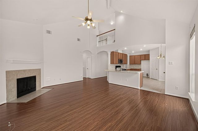 6027 Dunsley Drive, Katy, TX 77449