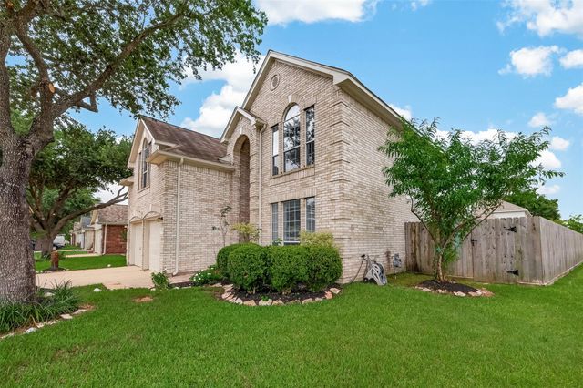 6027 Dunsley Drive, Katy, TX 77449