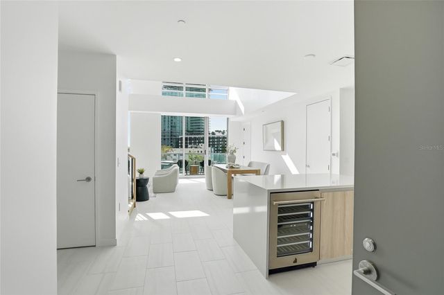 400 CENTRAL AVENUE 306, St Petersburg, FL 33701