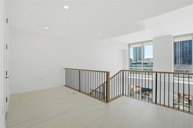 400 CENTRAL AVENUE 306, St Petersburg, FL 33701