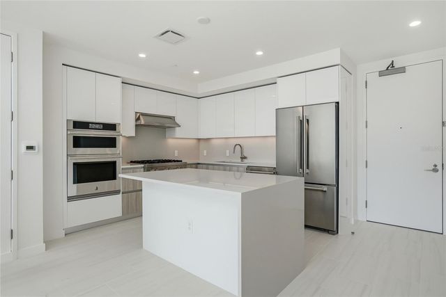 400 CENTRAL AVENUE 306, St Petersburg, FL 33701