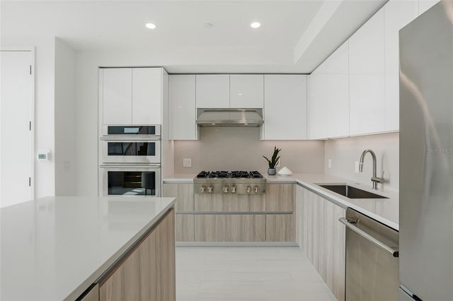 400 CENTRAL AVENUE 306, St Petersburg, FL 33701