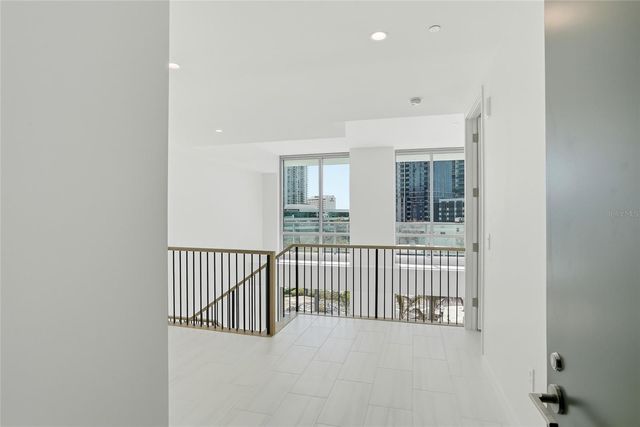 400 CENTRAL AVENUE 306, St Petersburg, FL 33701