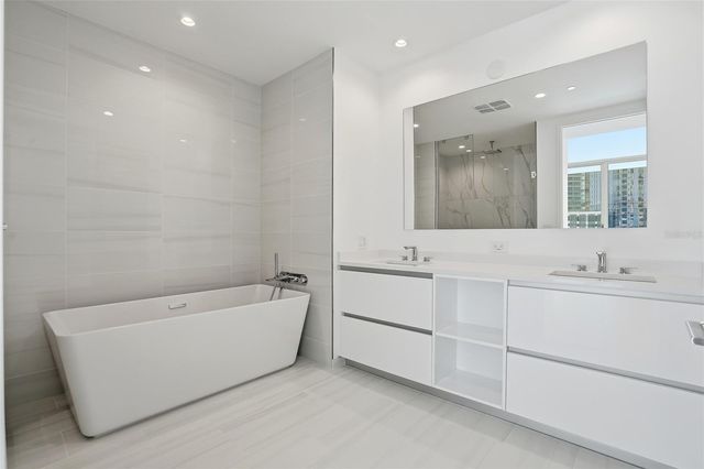 400 CENTRAL AVENUE 306, St Petersburg, FL 33701