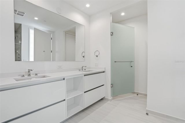 400 CENTRAL AVENUE 306, St Petersburg, FL 33701