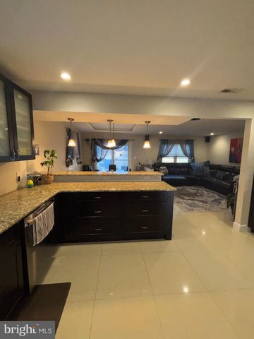 2909 CRAFTON DR, Bensalem, PA 19020