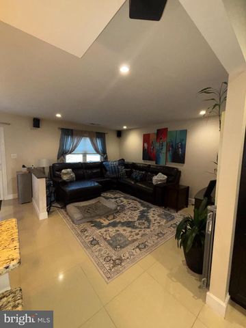 2909 CRAFTON DR, Bensalem, PA 19020