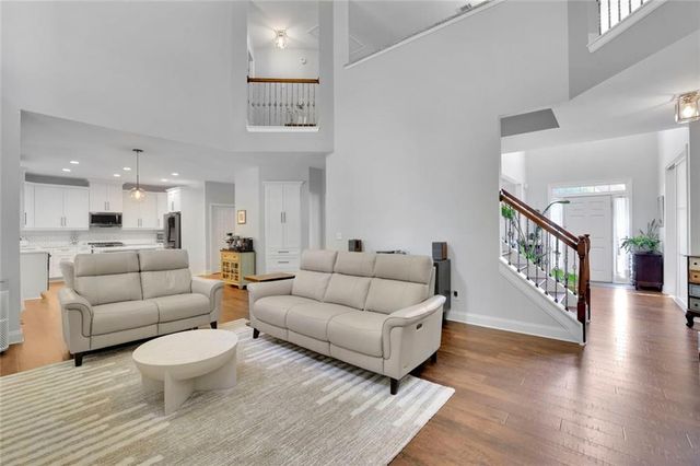 3785 Roxwood Park Drive, Buford, GA 30518