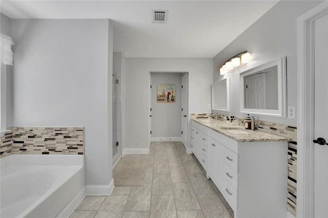 3785 Roxwood Park Drive, Buford, GA 30518