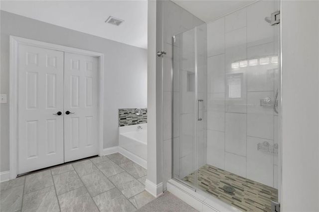 3785 Roxwood Park Drive, Buford, GA 30518