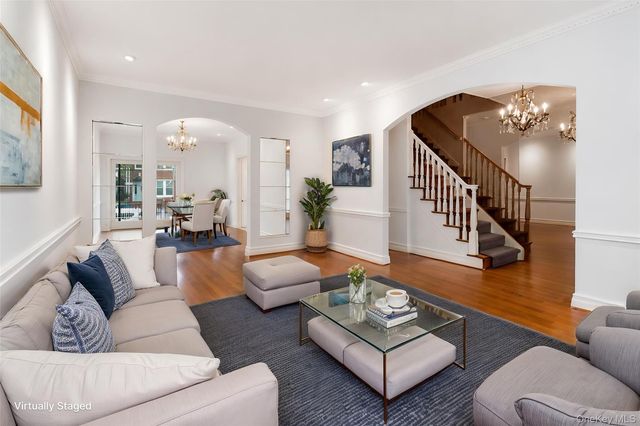 8832 7th Avenue, Brooklyn, NY 11228