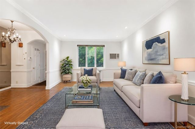 8832 7th Avenue, Brooklyn, NY 11228