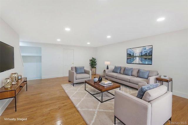 8832 7th Avenue, Brooklyn, NY 11228