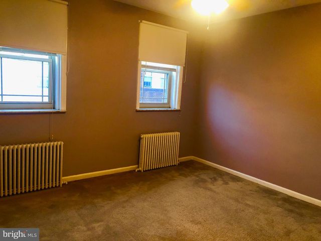 2041 S BANCROFT ST, Philadelphia, PA 19145