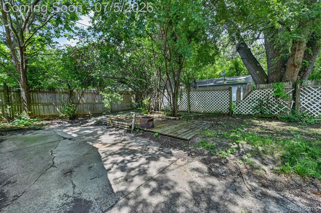 1500 Durand Street, Flint, MI 48503