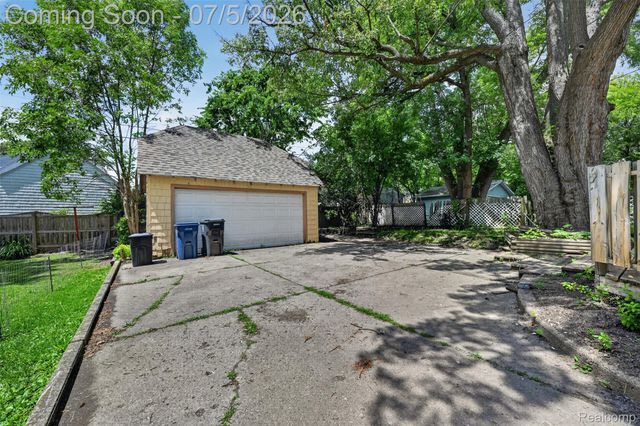 1500 Durand Street, Flint, MI 48503