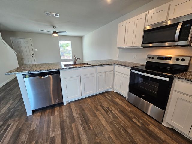 3616 Chestnut Oak Drive, Dallas, TX 75253