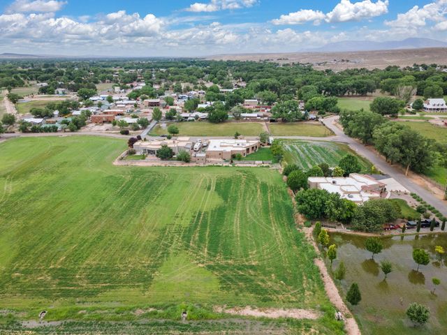 34 Hacienda Del Valle, Peralta, NM 87042