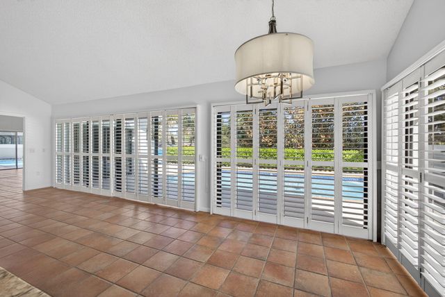 239 Ridge Road, Jupiter, FL 33477