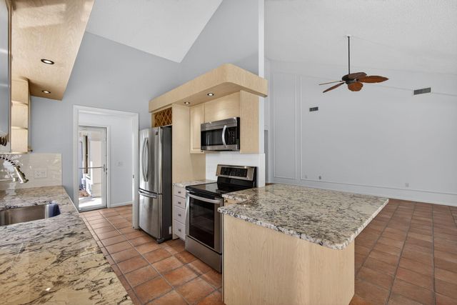 239 Ridge Road, Jupiter, FL 33477