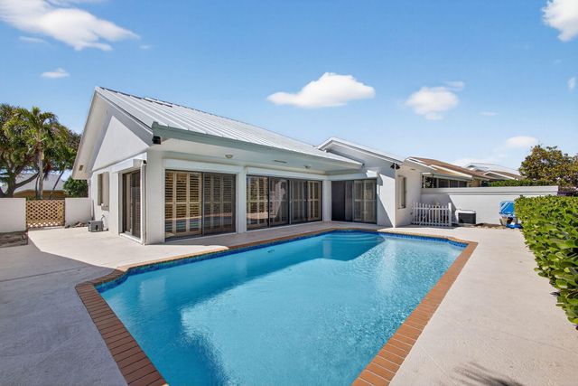 239 Ridge Road, Jupiter, FL 33477