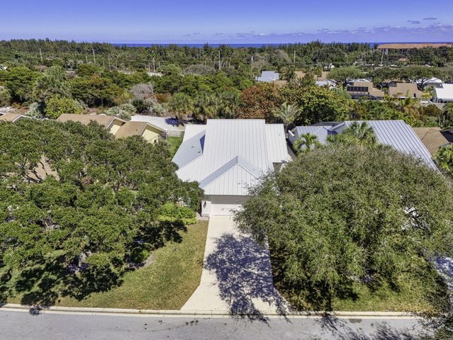 239 Ridge Road, Jupiter, FL 33477