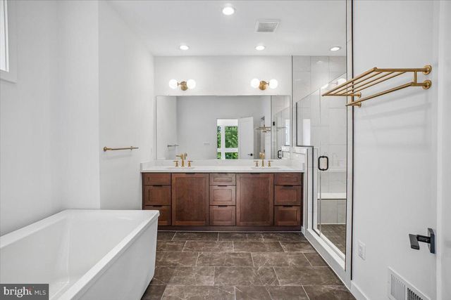 11711 PAYSONS WAY, Reston, VA 20191