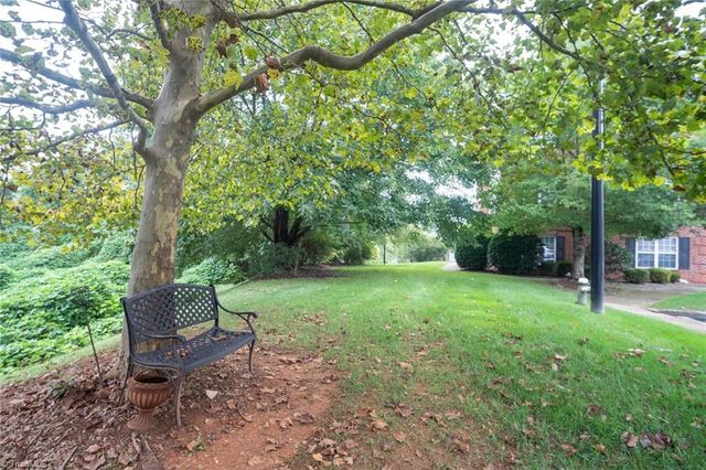 524 College Road 307, Greensboro, NC 27410