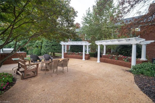 524 College Road 307, Greensboro, NC 27410