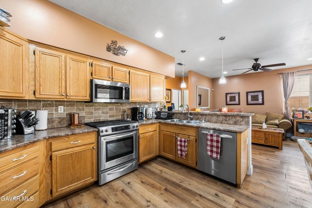 5522 Lighthouse Lane, Palmdale, CA 93552