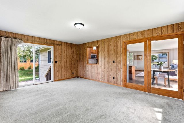 405 Green Avenue SE, Watertown, MN 55388