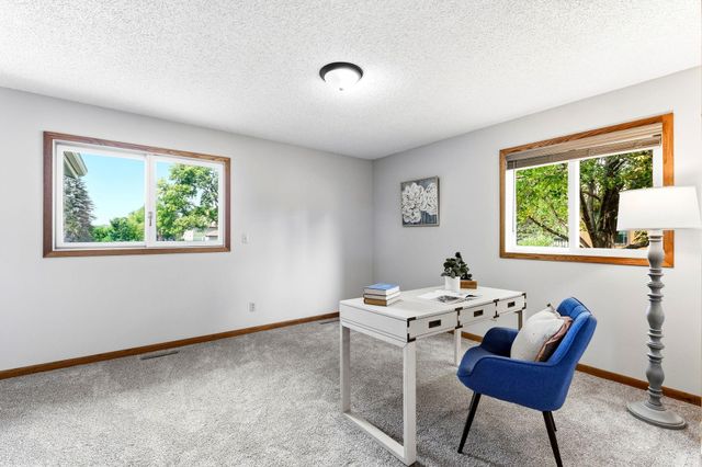 405 Green Avenue SE, Watertown, MN 55388
