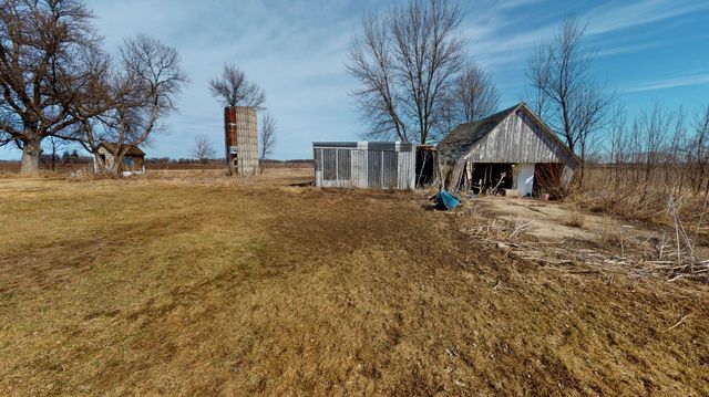 88327 140th Street, Glenville, MN 56036