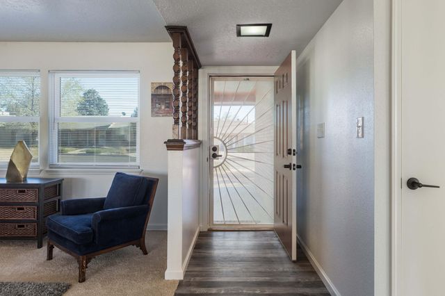 6925 Marilyn Avenue NE, Albuquerque, NM 87109