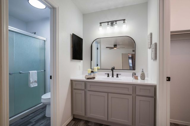 6925 Marilyn Avenue NE, Albuquerque, NM 87109