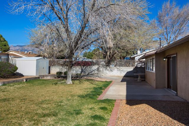 6925 Marilyn Avenue NE, Albuquerque, NM 87109