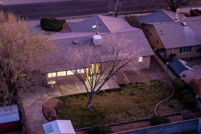 6925 Marilyn Avenue NE, Albuquerque, NM 87109