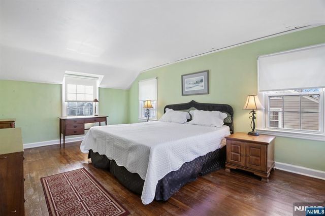 33 Coolidge Avenue, Caldwell, NJ 07006