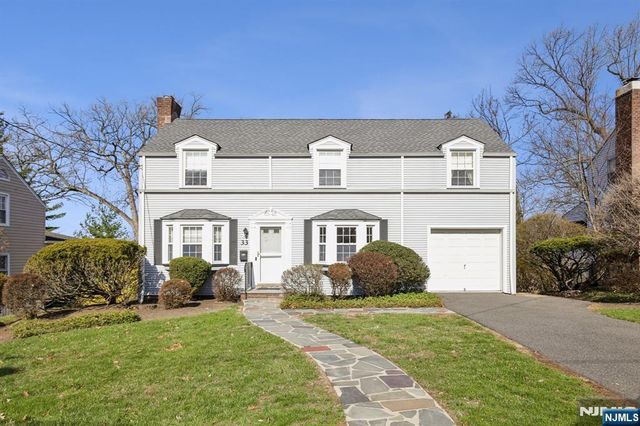 33 Coolidge Avenue, Caldwell, NJ 07006