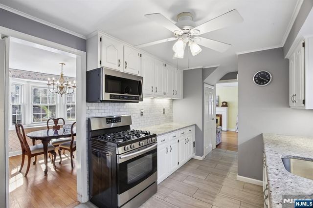 33 Coolidge Avenue, Caldwell, NJ 07006