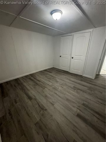 134 Salem Boulevard, Chapmanville, WV 25508