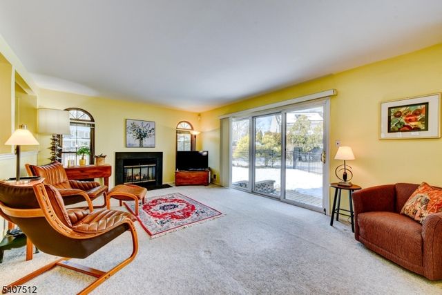 40 SUSQUEHANNA TRAIL, Branchburg Twp., NJ 08876