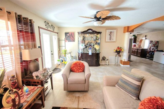 701 58TH AVENUE S, St Petersburg, FL 33705