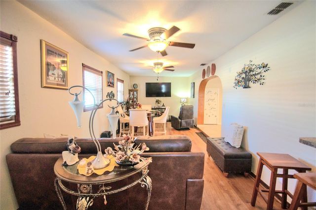 701 58TH AVENUE S, St Petersburg, FL 33705