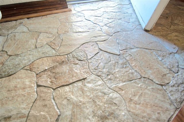 701 58TH AVENUE S, St Petersburg, FL 33705