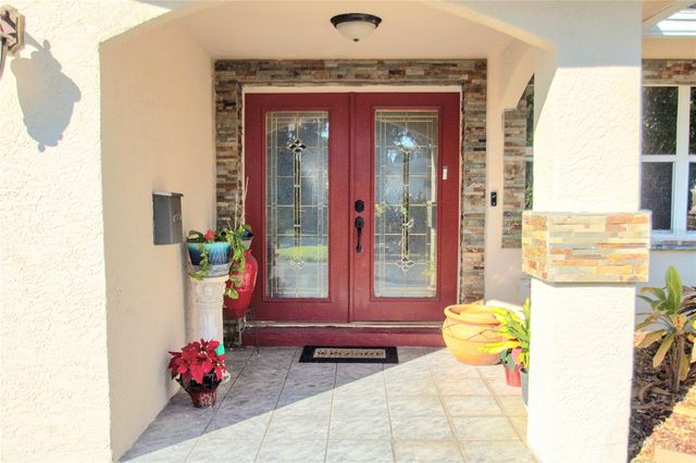 701 58TH AVENUE S, St Petersburg, FL 33705