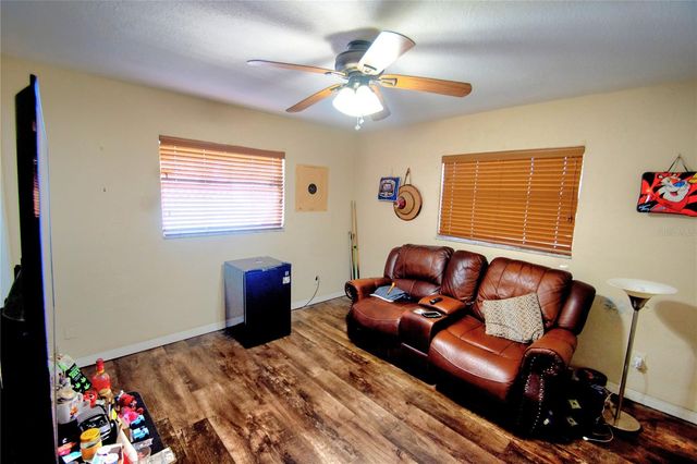 701 58TH AVENUE S, St Petersburg, FL 33705