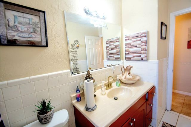 701 58TH AVENUE S, St Petersburg, FL 33705